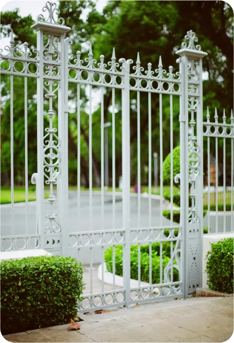 Gate